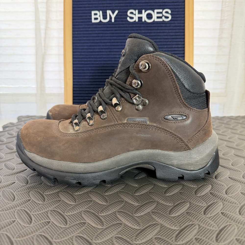 Hi Tec Altitude II Hiking Boots Womens size 7.5 Brown Leather Waterproof EUC!